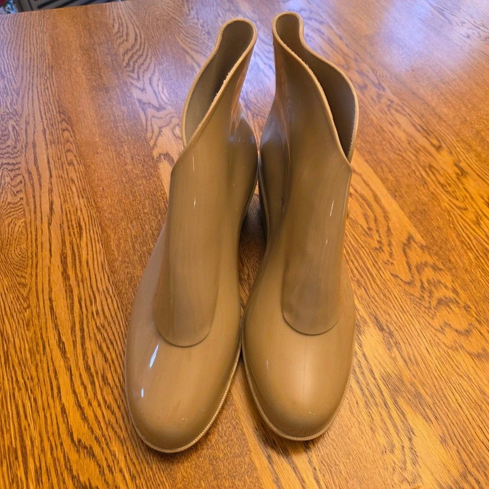 Patten Place Womens L Taupe Patent Wedge Heel Rain Boots Ankle Galoshes Button